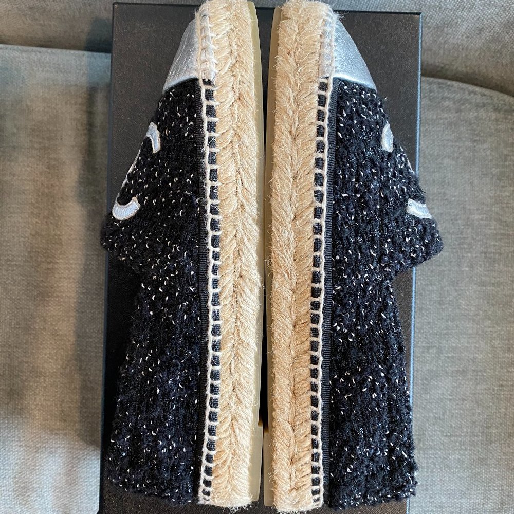 Chanel Espadrille Tweed Canvas Flats in Black & Silver (CC-0426N-0119) - Picture 4 of 13